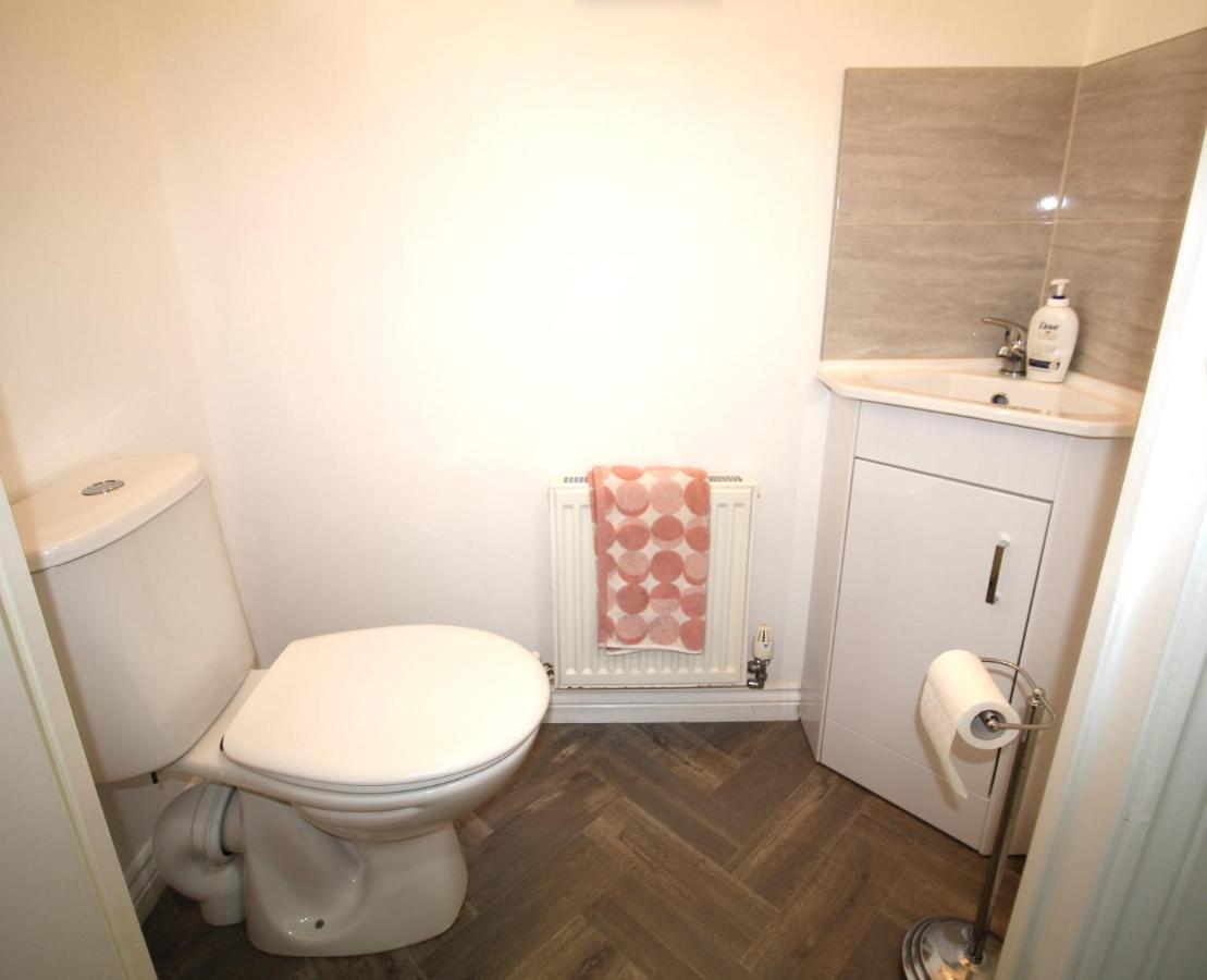 Ashington - 2 Bedroom House - Beautifully Decorated & Furnished - Large Garden Extérieur photo